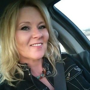 Meet your Posher, Ronni
